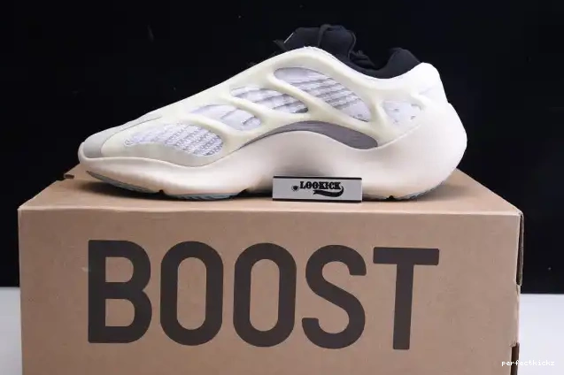 V3 Yeezy Adidas Azael Boost FW4980 700 0705